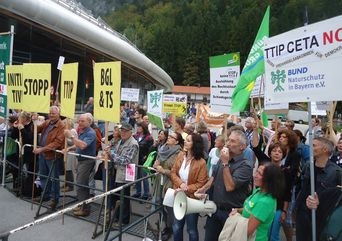 Unbedingt unterschreiben: Selbstorganisierte Europäische Bürgerinitiative gegen TTIP
